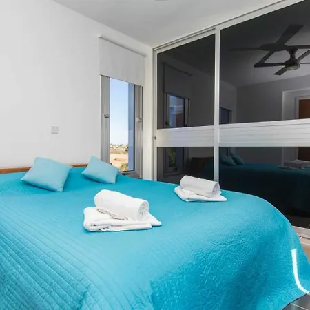 Rent Private 061 *