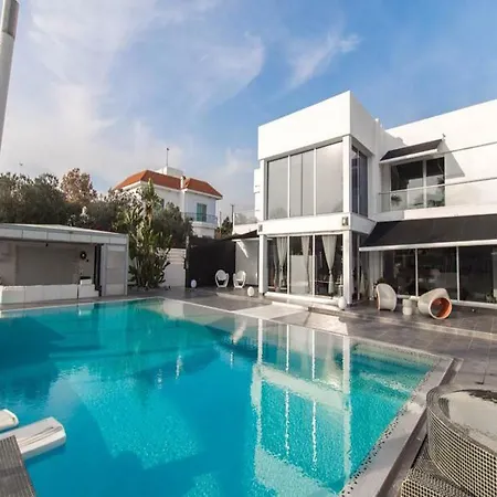 Rent Private 061 Βίλα Αγία Νάπα