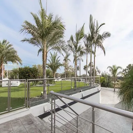 Rent Private 061 Βίλα