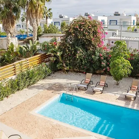 Villa Rent Private 061