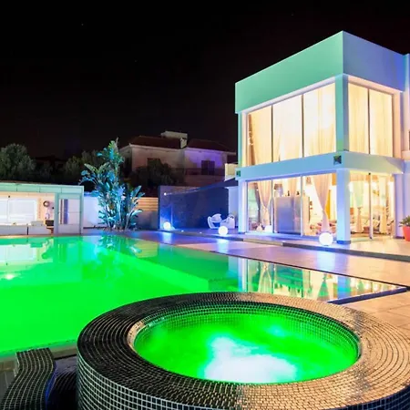 Rent Private 061 Villa Agia Napa